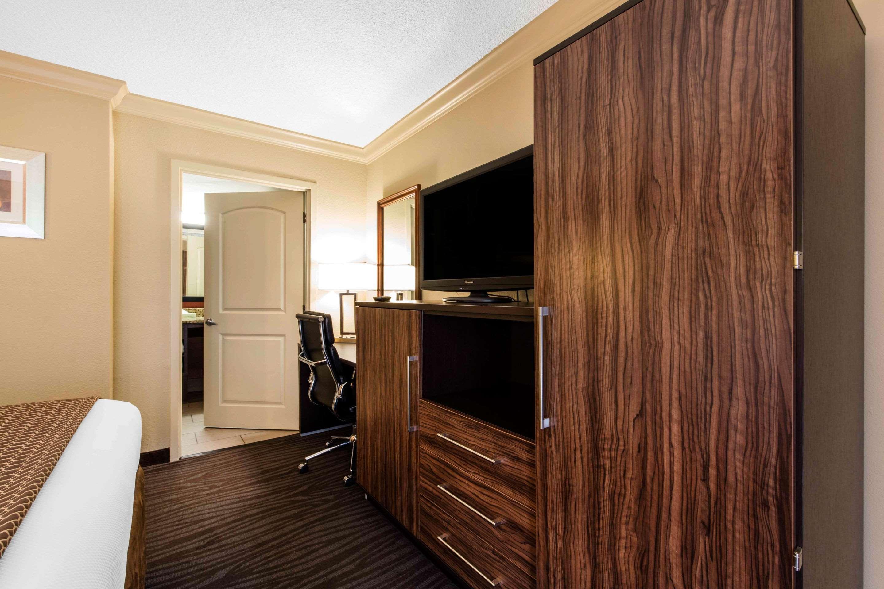 The Capitol Downtown, Ascend Collection 3*